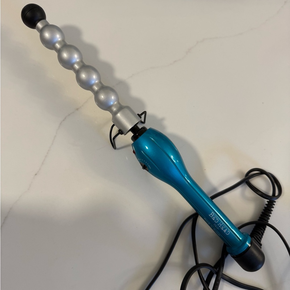 BedHead Rock N Roller Curling Wand BARELY USED